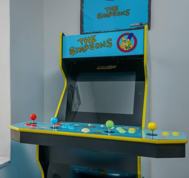New! Miami & Calle Ocho Simpson'S Funhouse! Exterior foto
